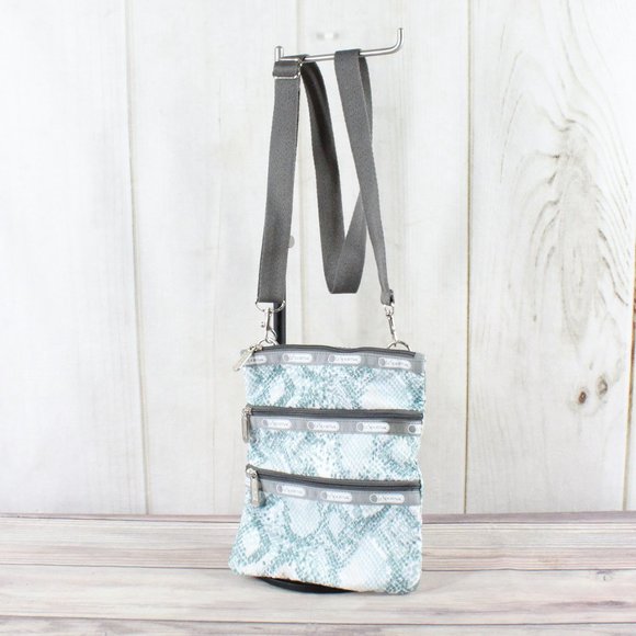 Le SportSac Handbags - Le SportSac Green 100% Polyester Crossbody Bag Handbag Purse Travel